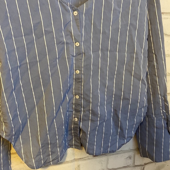 Fate by LFD striped button back blouse - Picture 3 of 6